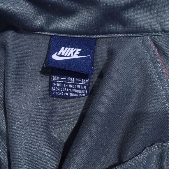 Nike Zip up Kids Jacket Gray/Red Size 18 month - Picture 2 of 8